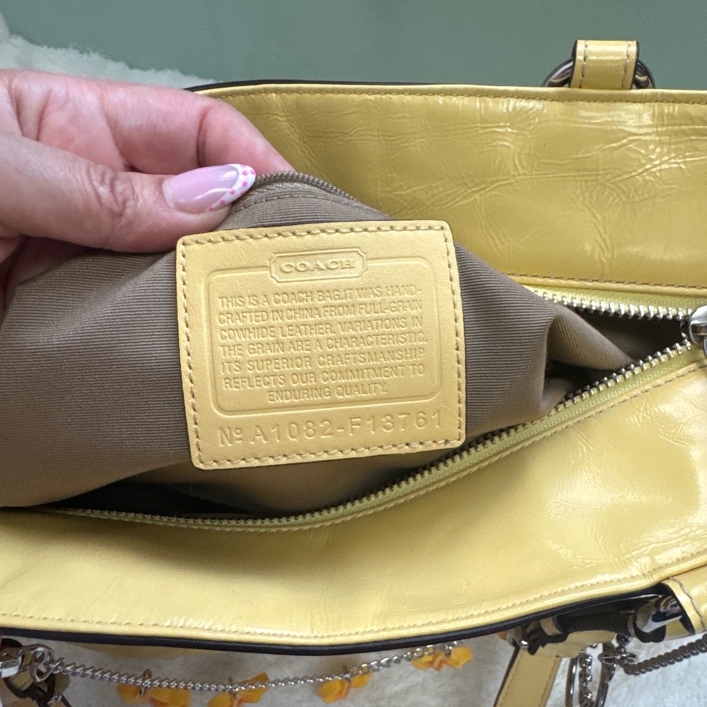 Coach Yellow Vintage Summer Tote Bag - Picture 8 of 8